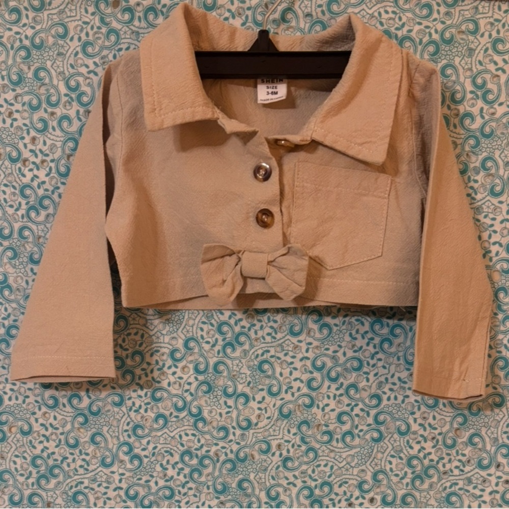 Baby Girl’s Cotton Jacket w/ bow, Size: 3-6 Mos.